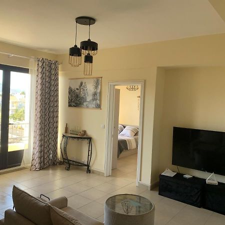Modern Apartment Close To Flic En Flac Beach Экстерьер фото
